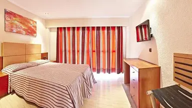 HOTEL CARIBBEAN BAY