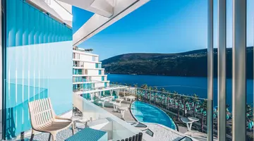 Hotel Carine Kumbor Superior