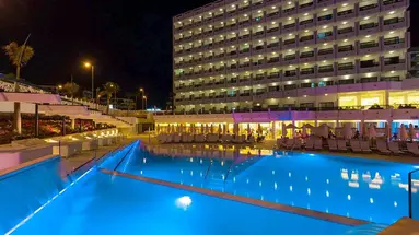 Hotel Caserio