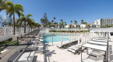 Hotel Caserio