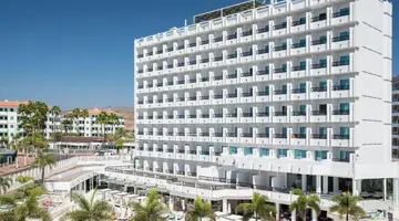 Hotel Caserio