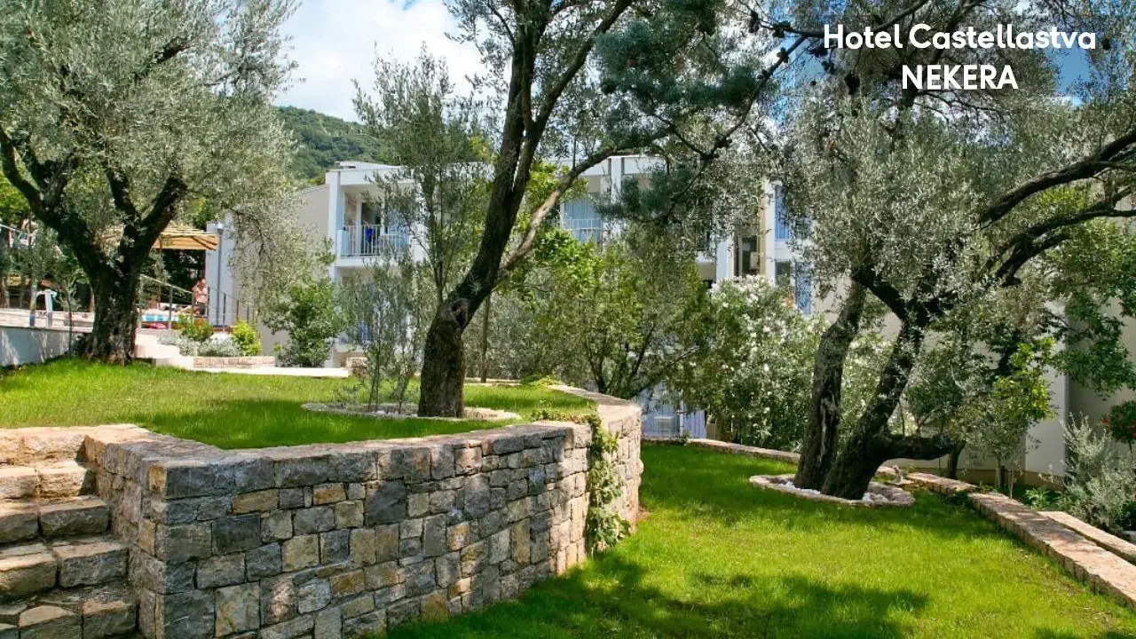 HOTEL CASTELLASTVA