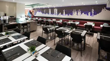 HOTEL CATALONIA AVINYO