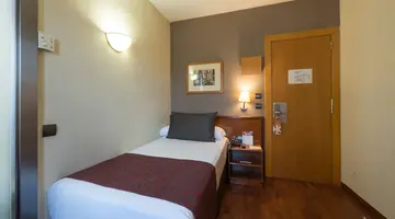HOTEL CATALONIA CASTELLNOU
