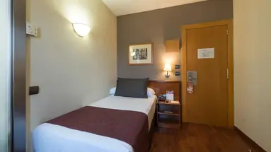 HOTEL CATALONIA CASTELLNOU