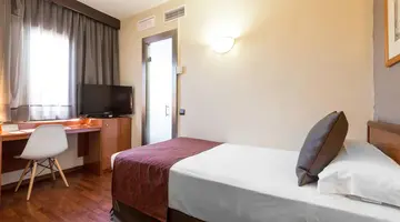 HOTEL CATALONIA CASTELLNOU