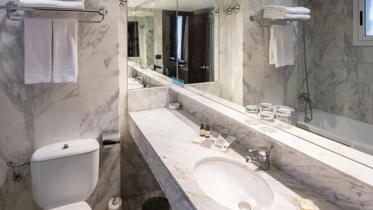 Hotel Catalonia Mikado