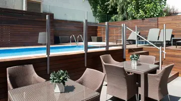 HOTEL CATALONIA MIKADO