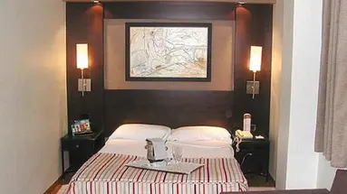 HOTEL CATALONIA MIKADO