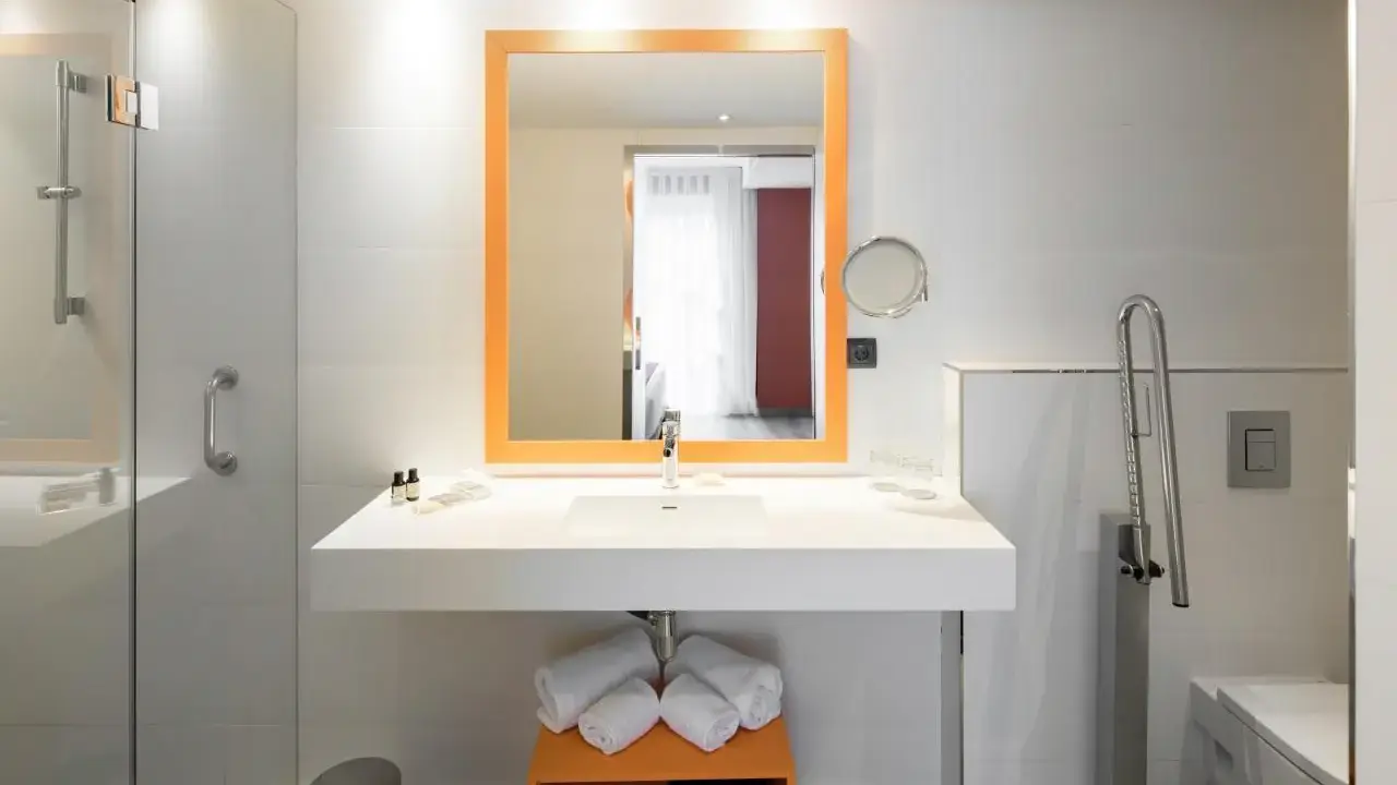 Hotel Catalonia Mikado