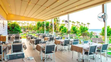 Hotel Cavo Maris Beach