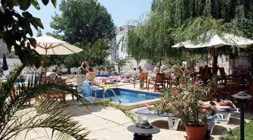 HOTEL CENTRAL