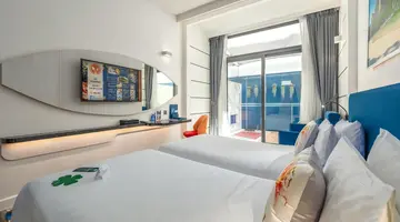 Hotel Clover Patong Phuket