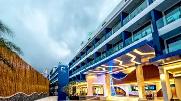 HOTEL CLOVER PATONG