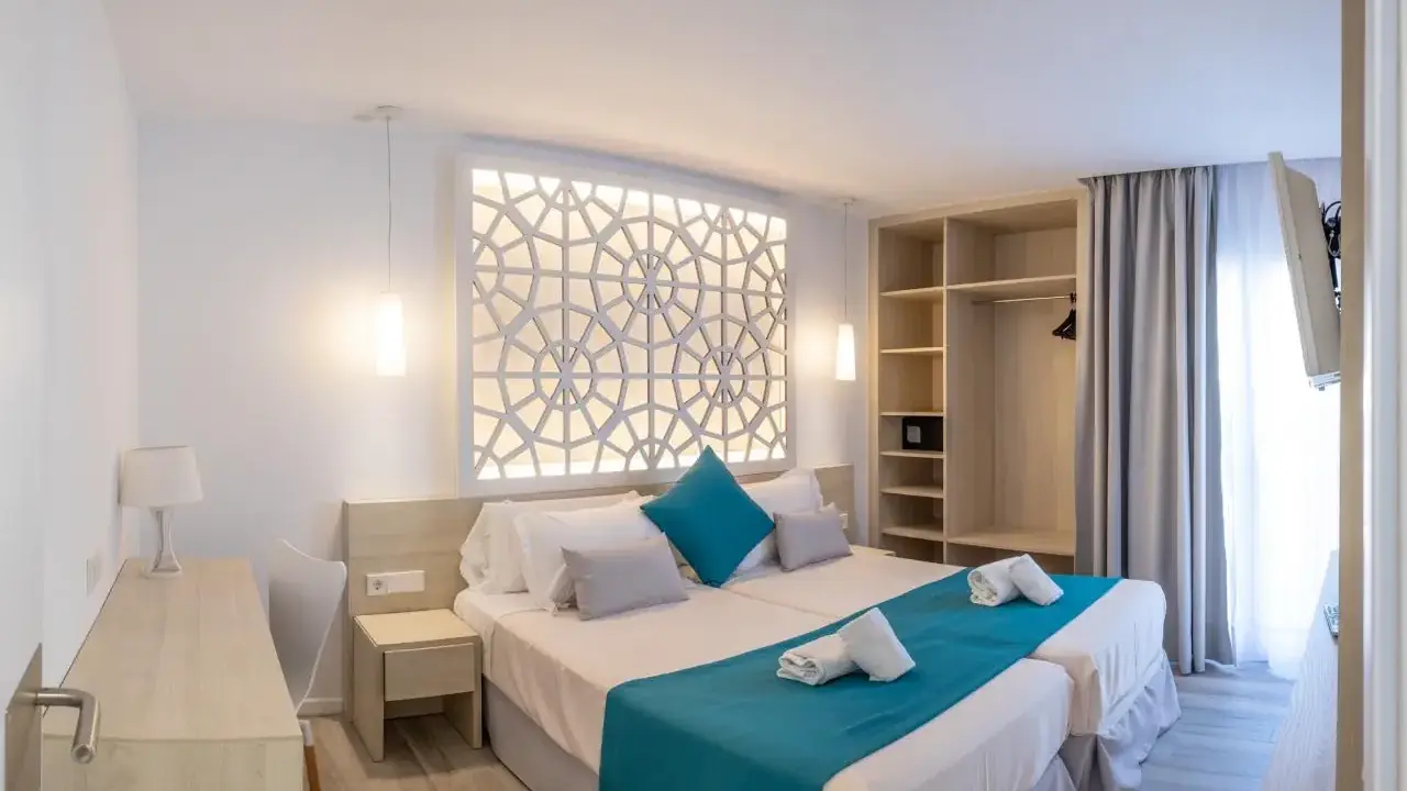 Hotel Club Es Talaial