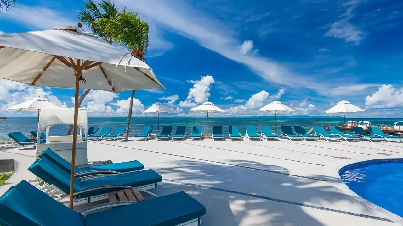 Hotel Coco De Mer & Black Parrot Suites