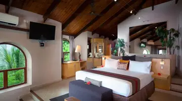 Hotel Coco De Mer & Black Parrot Suites
