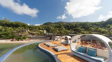 Hotel Coco De Mer & Black Parrot Suites