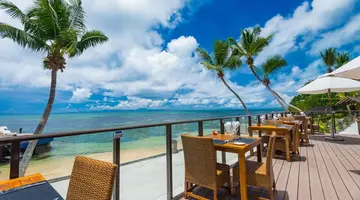 Hotel Coco De Mer & Black Parrot Suites