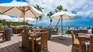 Hotel Coco De Mer & Black Parrot Suites