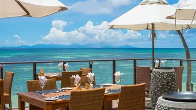 Hotel Coco De Mer & Black Parrot Suites