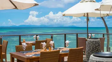 Hotel Coco De Mer & Black Parrot Suites