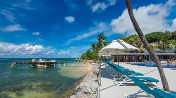 Hotel Coco De Mer & Black Parrot Suites