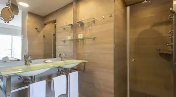 HOTEL CONDESA