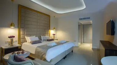 Hotel Constantinos The Great