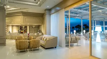 Hotel Constantinos The Great