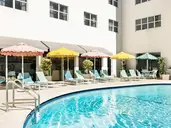 Hotel Continental Miami Beach, Tapestry Collection By Hilton