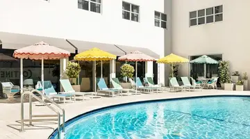 Hotel Continental Miami Beach, Tapestry Collection By Hilton