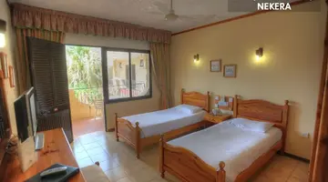 HOTEL CORNUCOPIA