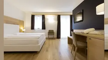 Hotel Corona Dolomites
