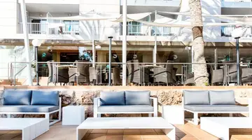HOTEL COSMOPOLITAN
