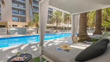 HOTEL COSMOPOLITAN