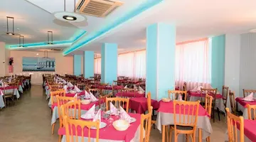Hotel Cosmos