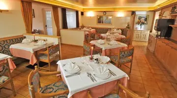 Hotel Cristallo