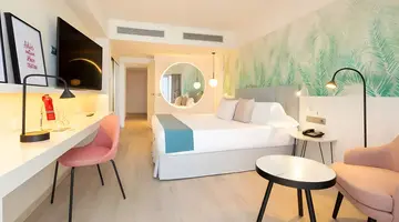 Hotel Cristina by Tigotan