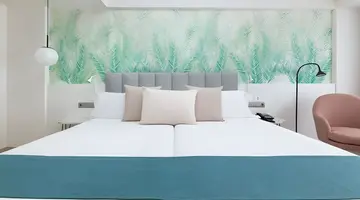 Hotel Cristina by Tigotan