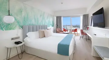 Hotel Cristina by Tigotan