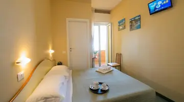 Hotel Crosal ***