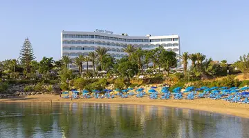 Hotel Crystal Springs Beach