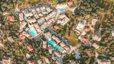 Hotel Crystal Waters