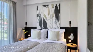 Hotel Crystal Waters