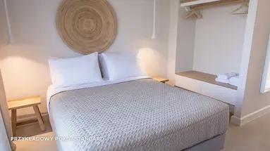 Hotel Crystal Waters