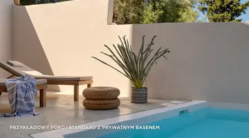 Hotel Crystal Waters