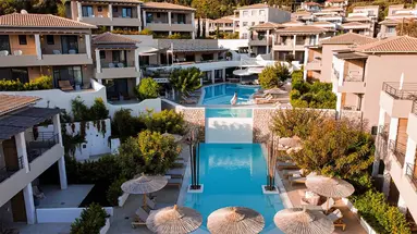 Hotel Crystal Waters