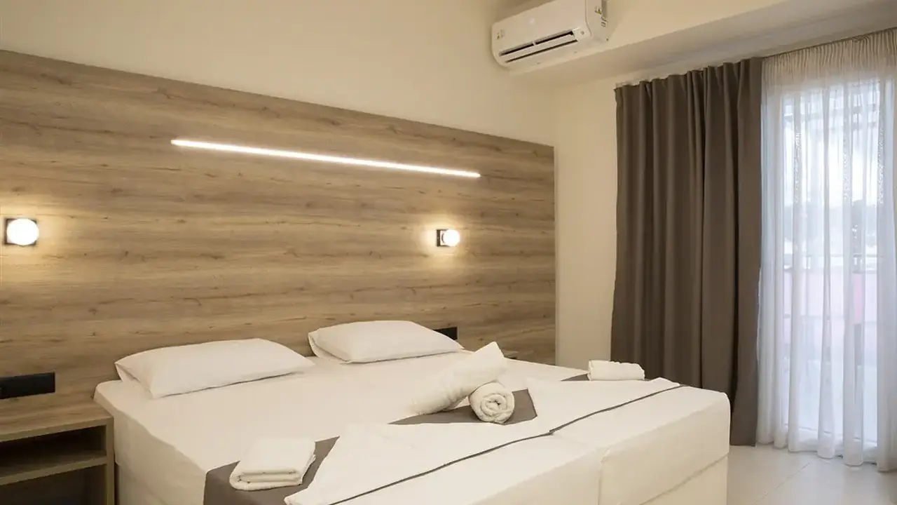 Hotel Dafni Plus