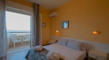 Hotel David // Dependance